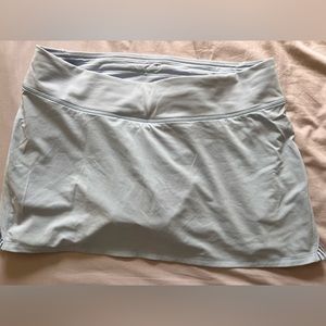 Lululemon size 10 light blue skirt